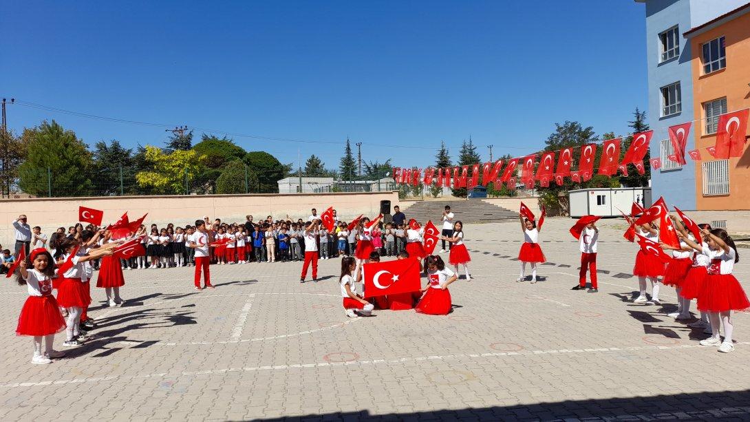 İLKÖĞRETİM HAFTASI COŞKUYLA KUTLANDI